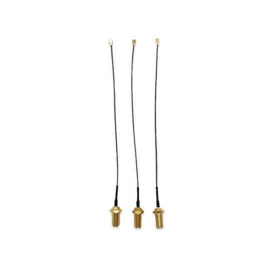 3-in-1 Antenna Kit: 2x LTE, GPS