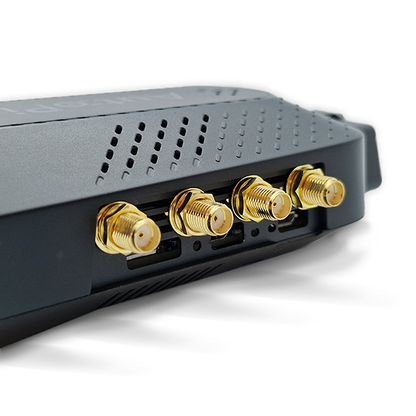 4-in-1 Antenna Kit: 2x LTE, GPS, WiFi